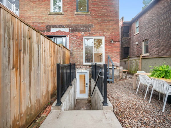 80 Winnifred Ave., Toronto, ON