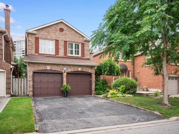 19 Jessica Gardens, Thornhill, ON