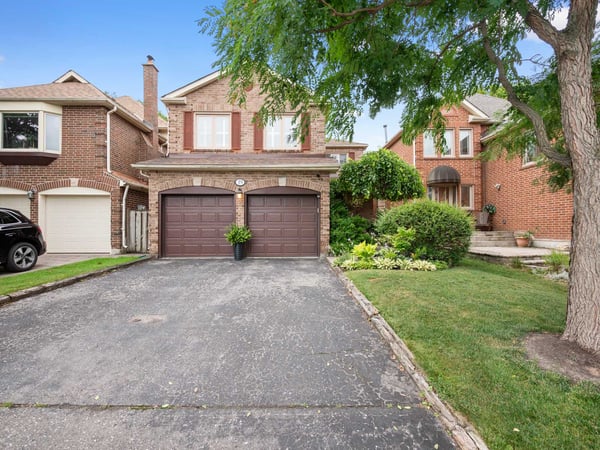 19 Jessica Gardens, Thornhill, ON