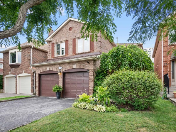 19 Jessica Gardens, Thornhill, ON