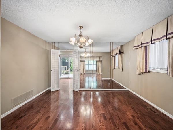 19 Jessica Gardens, Thornhill, ON