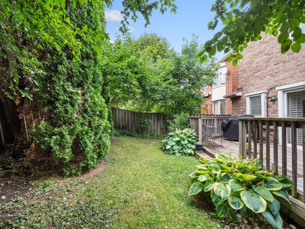 19 Jessica Gardens, Thornhill, ON