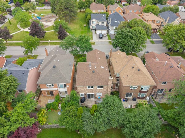 19 Jessica Gardens, Thornhill, ON
