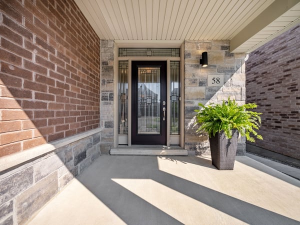 58 Sharonview Cres., East Gwillimbury, ON