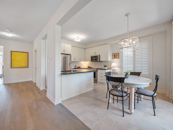 58 Sharonview Cres., East Gwillimbury, ON