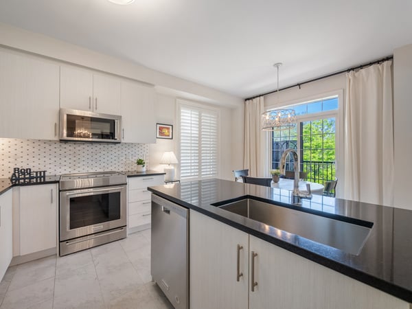 58 Sharonview Cres., East Gwillimbury, ON
