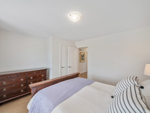 58 Sharonview Cres., East Gwillimbury, ON