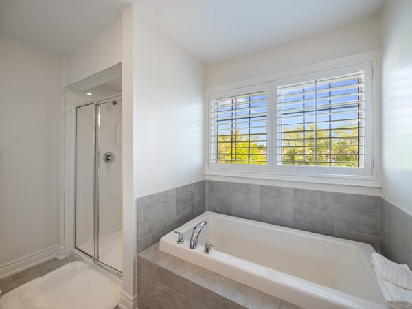 58 Sharonview Cres., East Gwillimbury, ON