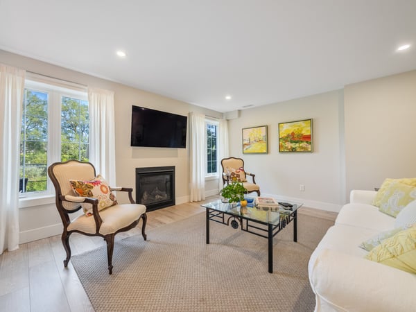 58 Sharonview Cres., East Gwillimbury, ON