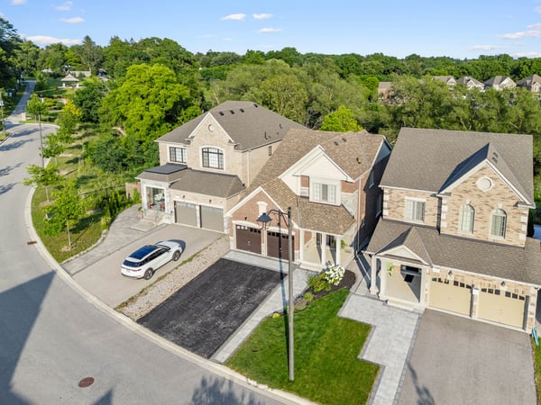 58 Sharonview Cres., East Gwillimbury, ON