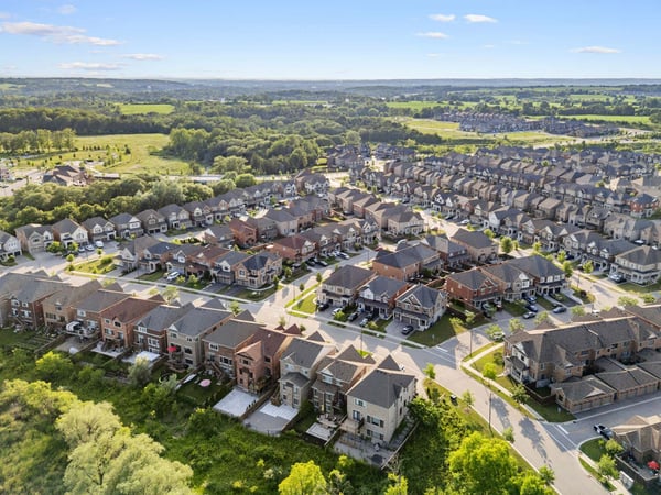 58 Sharonview Cres., East Gwillimbury, ON