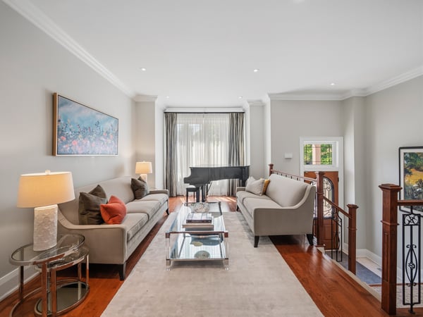 487 Spadina Rd., Toronto, ON