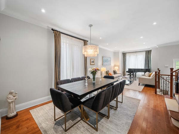 487 Spadina Rd., Toronto, ON