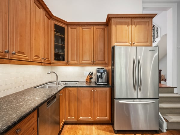 487 Spadina Rd., Toronto, ON