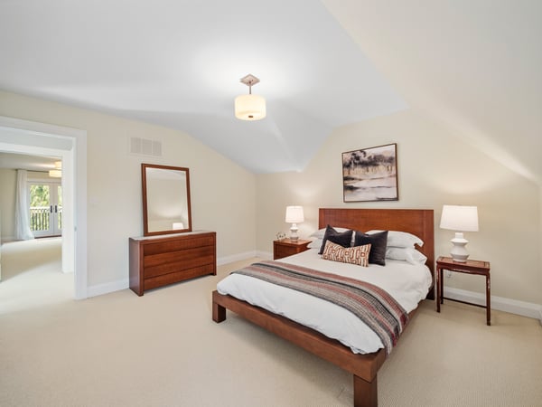 487 Spadina Rd., Toronto, ON