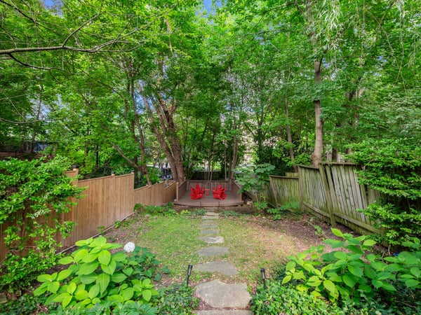 487 Spadina Rd., Toronto, ON