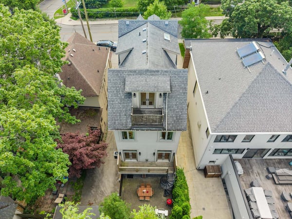 487 Spadina Rd., Toronto, ON