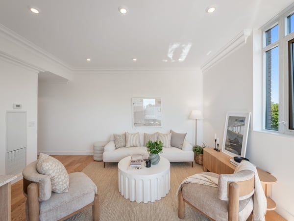 414-2055 Danforth Ave., Toronto, ON