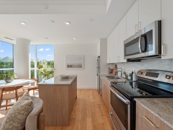414-2055 Danforth Ave., Toronto, ON