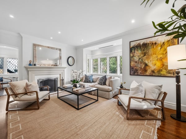 14 Pine Cres., Toronto, ON