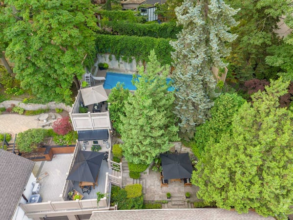 14 Pine Cres., Toronto, ON