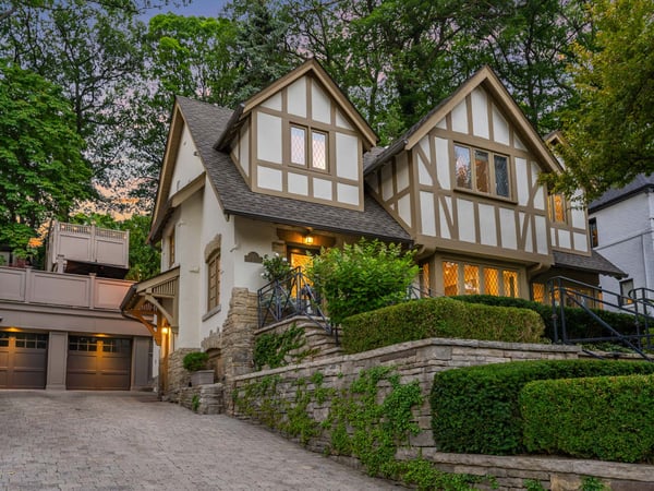 14 Pine Cres., Toronto, ON