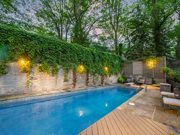14 Pine Cres., Toronto, ON