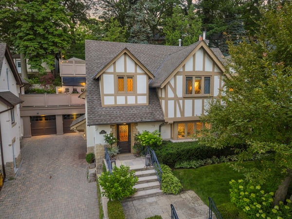 14 Pine Cres., Toronto, ON