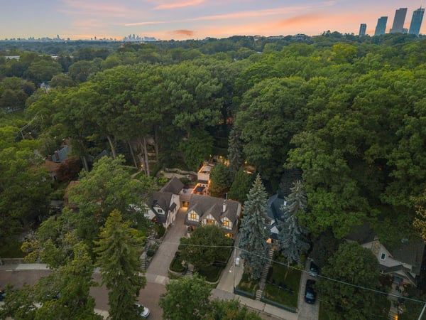 14 Pine Cres., Toronto, ON
