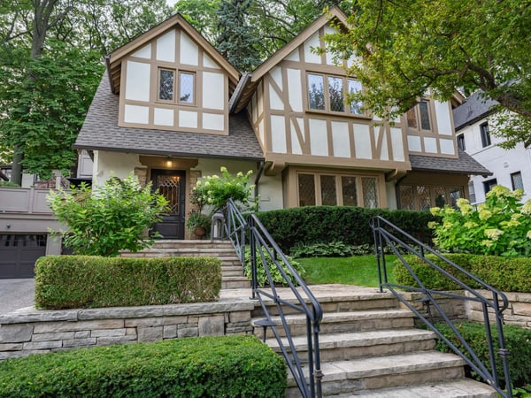 14 Pine Cres., Toronto, ON