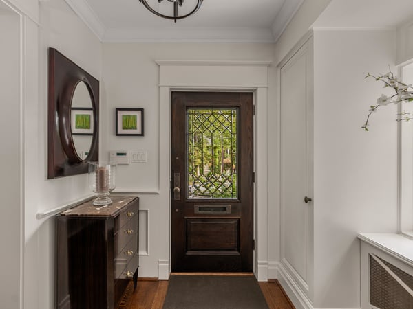 14 Pine Cres., Toronto, ON