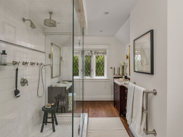 14 Pine Cres., Toronto, ON