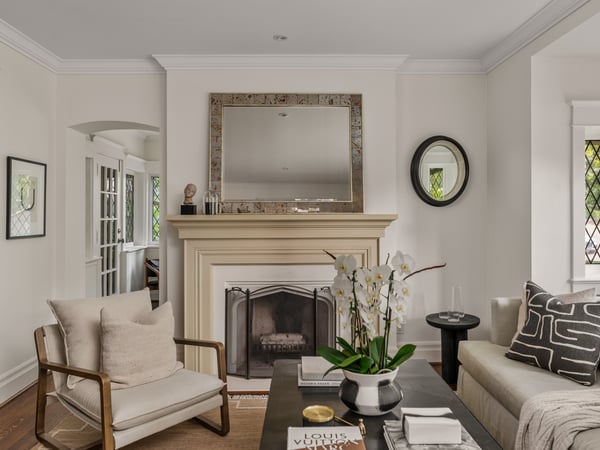 14 Pine Cres., Toronto, ON