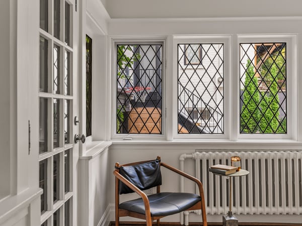 14 Pine Cres., Toronto, ON