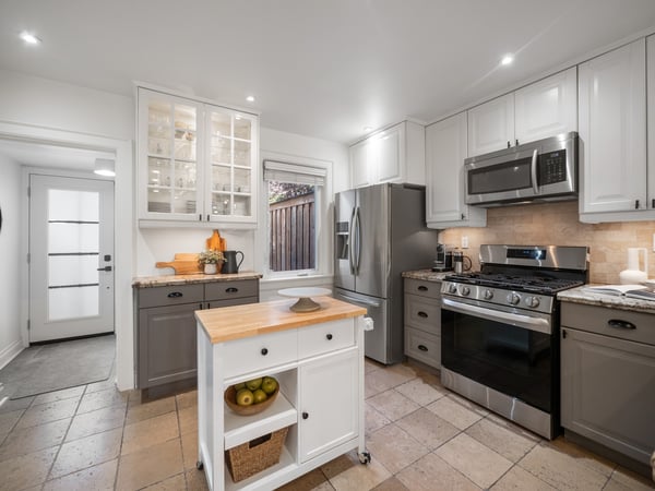 16 Hector Ave., Toronto, ON