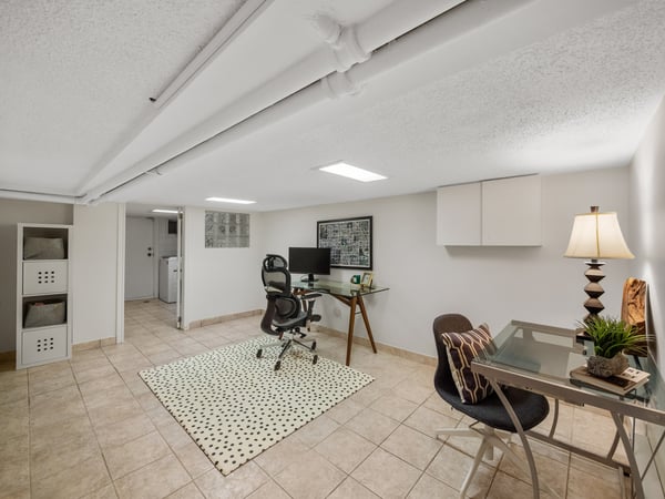 16 Hector Ave., Toronto, ON