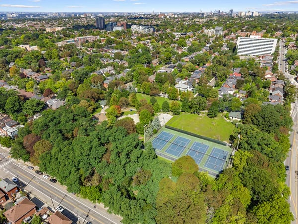 16 Hector Ave., Toronto, ON