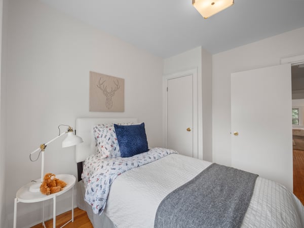 554 Runnymede Rd., Toronto, ON