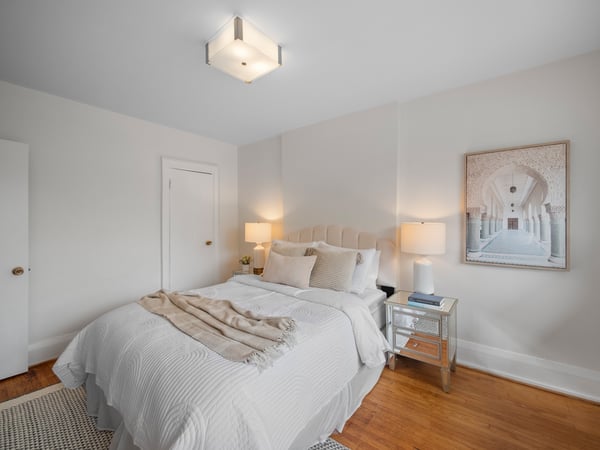 554 Runnymede Rd., Toronto, ON