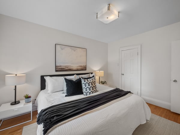 554 Runnymede Rd., Toronto, ON