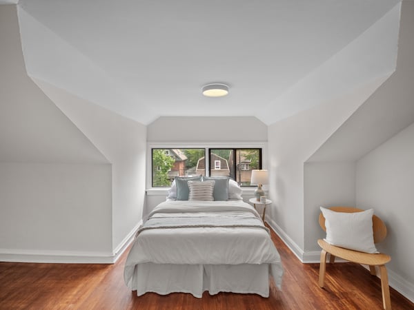 554 Runnymede Rd., Toronto, ON