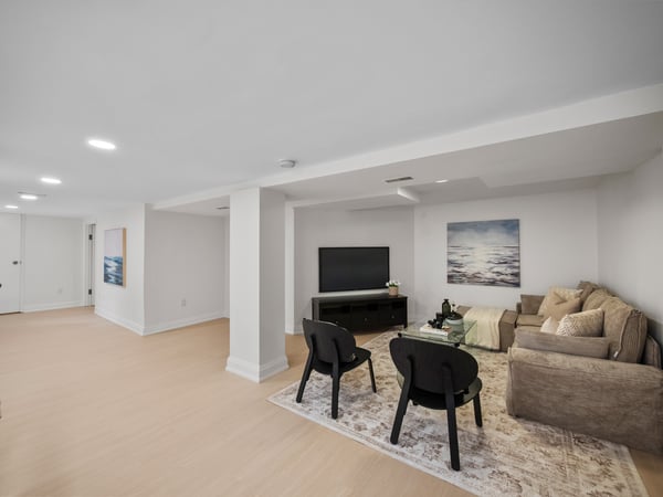 554 Runnymede Rd., Toronto, ON