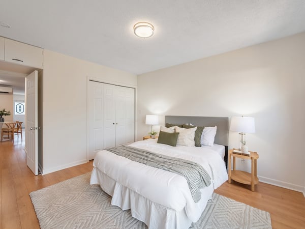 346 Indian Roadd Crescent, Toronto, ON