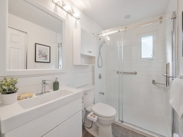 346 Indian Roadd Crescent, Toronto, ON