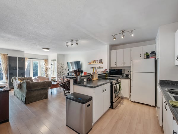 346 Indian Roadd Crescent, Toronto, ON