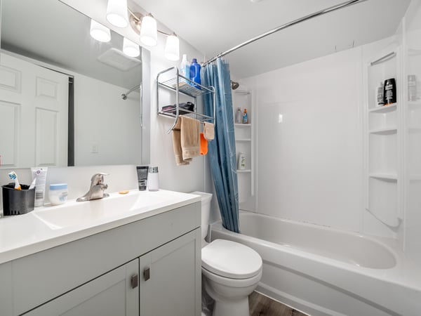 346 Indian Roadd Crescent, Toronto, ON
