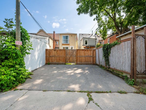 346 Indian Roadd Crescent, Toronto, ON
