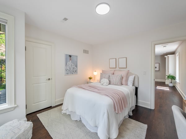 330 Willard Ave., Toronto, ON