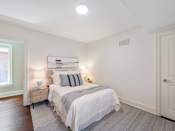330 Willard Ave., Toronto, ON