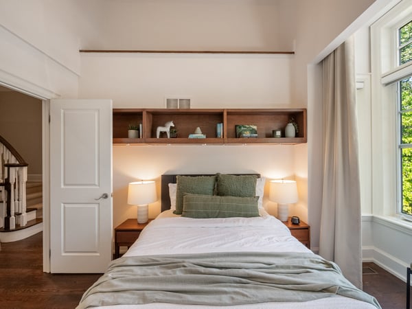 330 Willard Ave., Toronto, ON